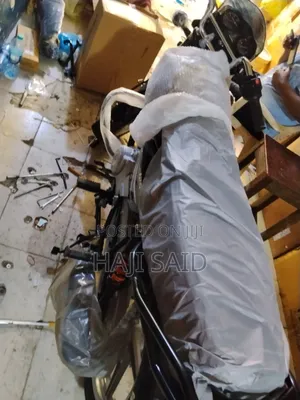 New Bajaj Boxer 125 2026 Black