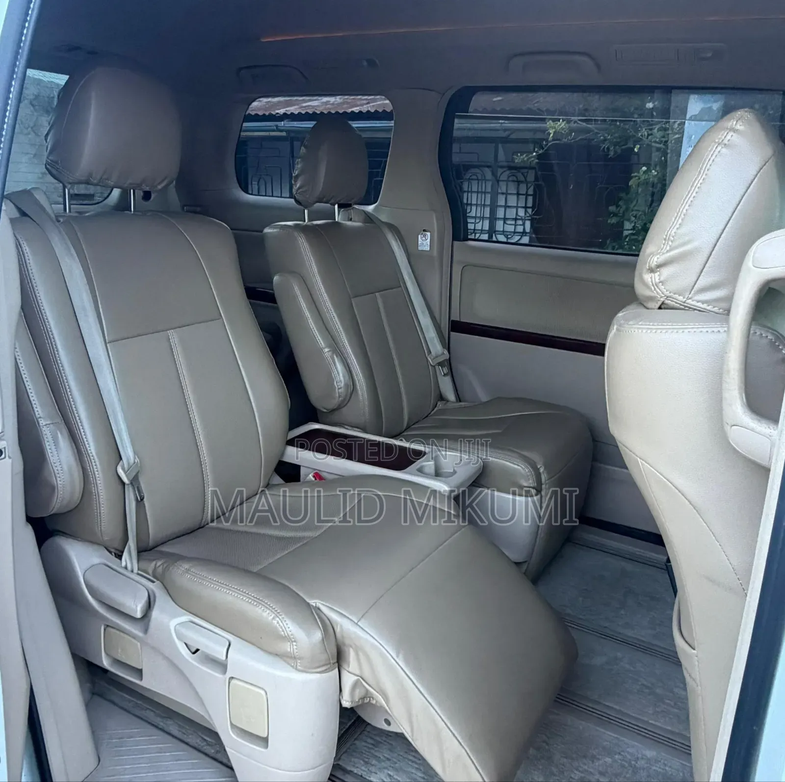 Toyota Alphard 2009 White