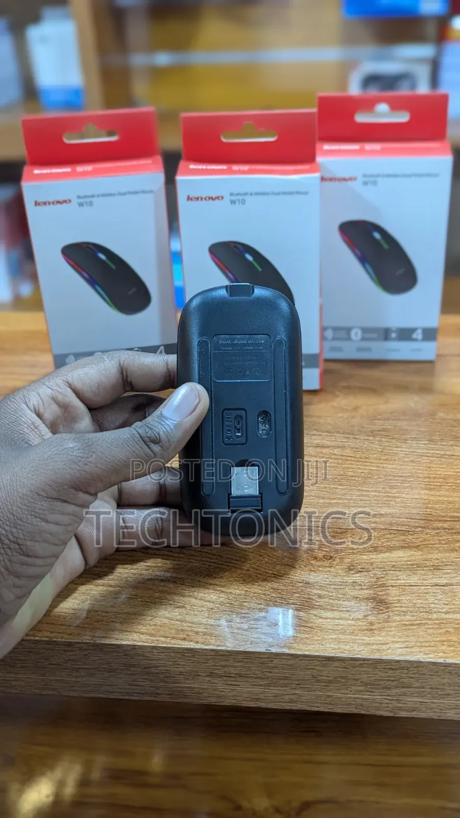 Lenovo Wireless Mouse — TZS 350,000