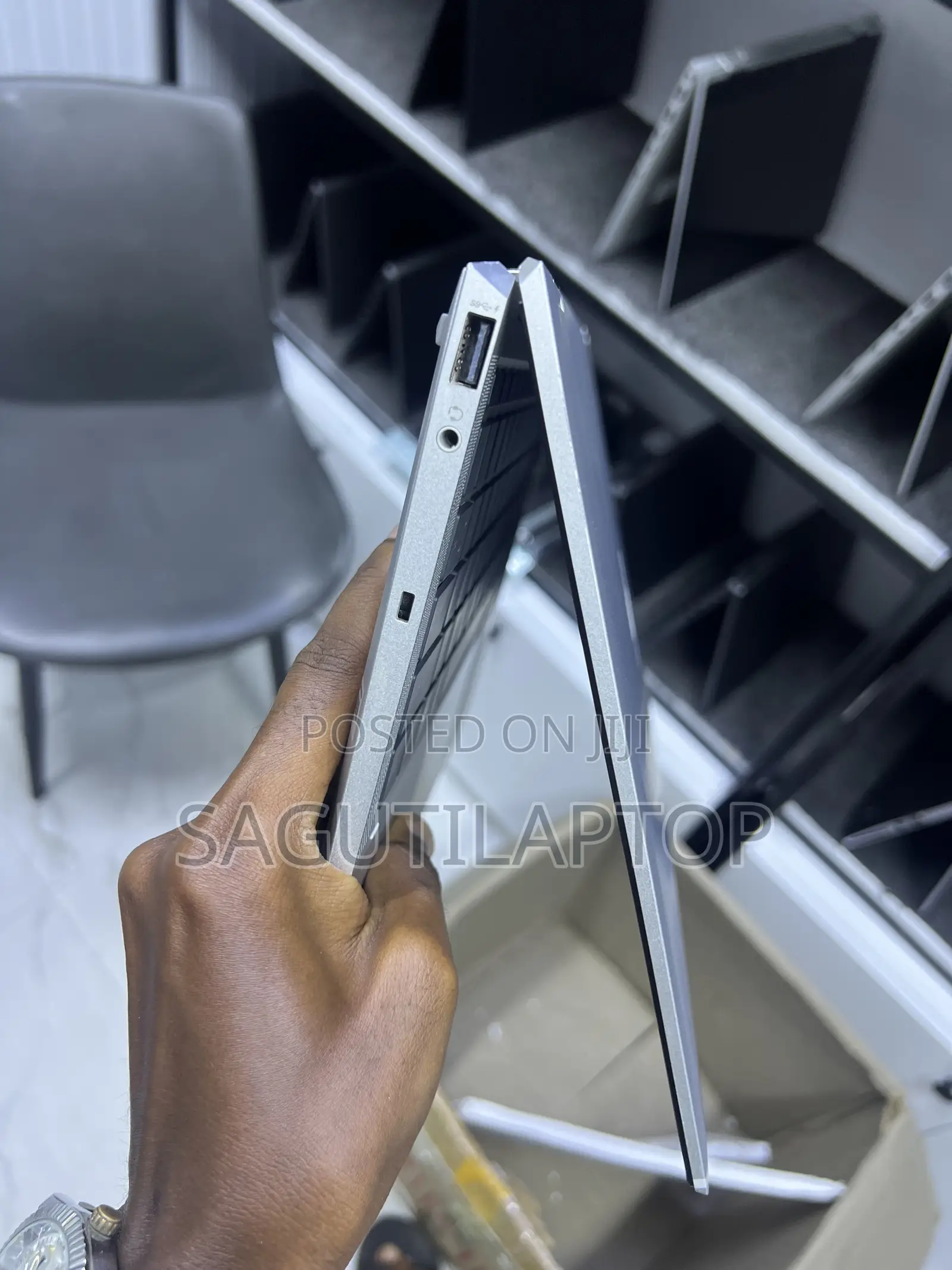 Laptop HP EliteBook 1040 G8 16GB Intel Core i7 SSD 512GB