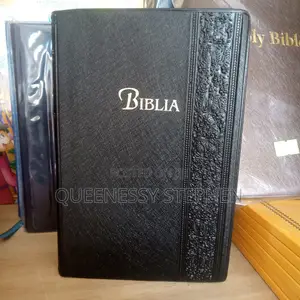 Biblia Size Ya Kati