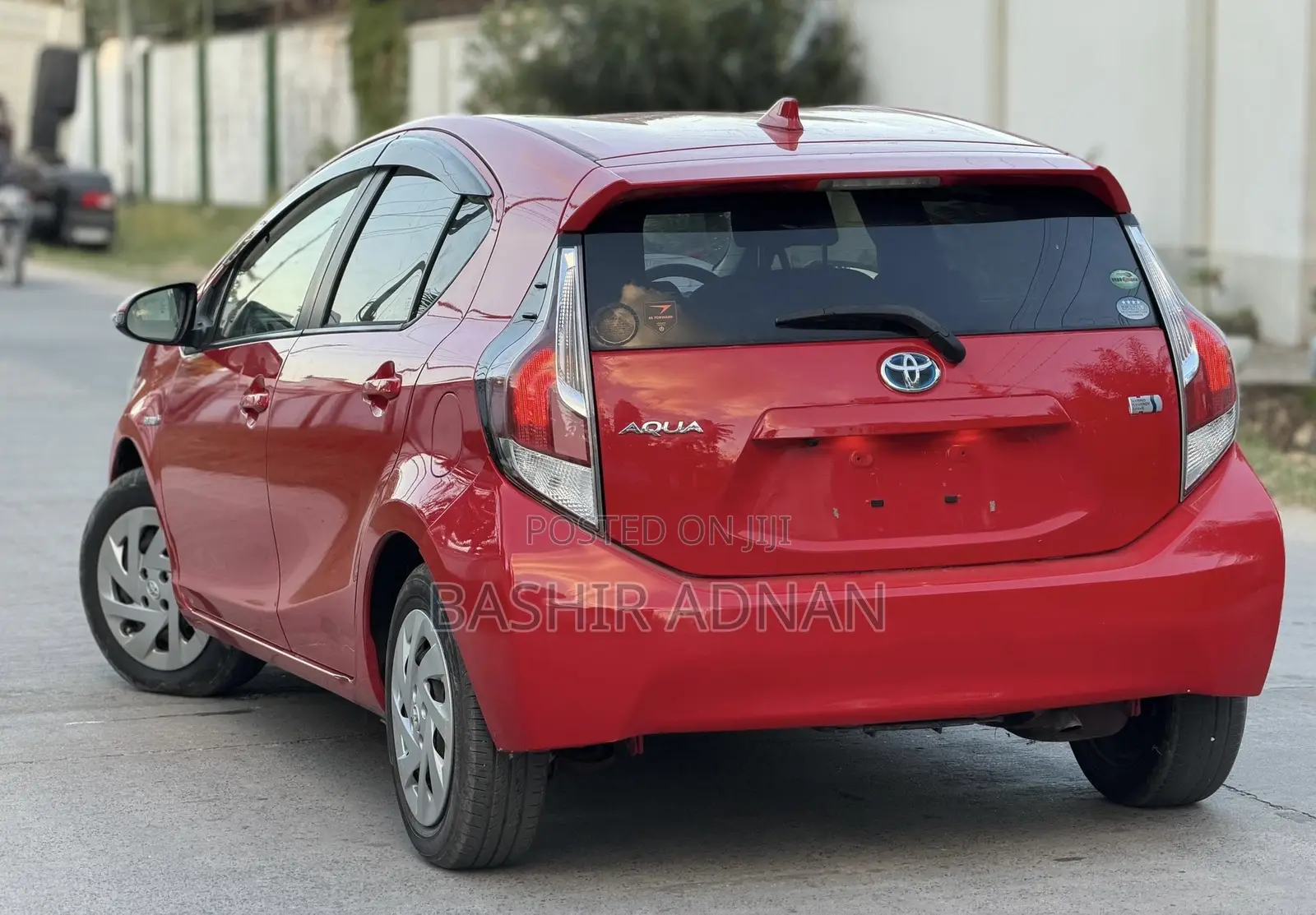 Toyota Aqua 2016 Red