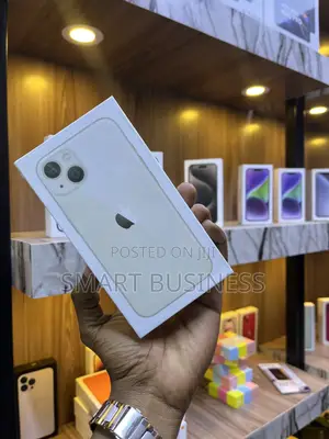 New Apple iPhone 13 256 GB White