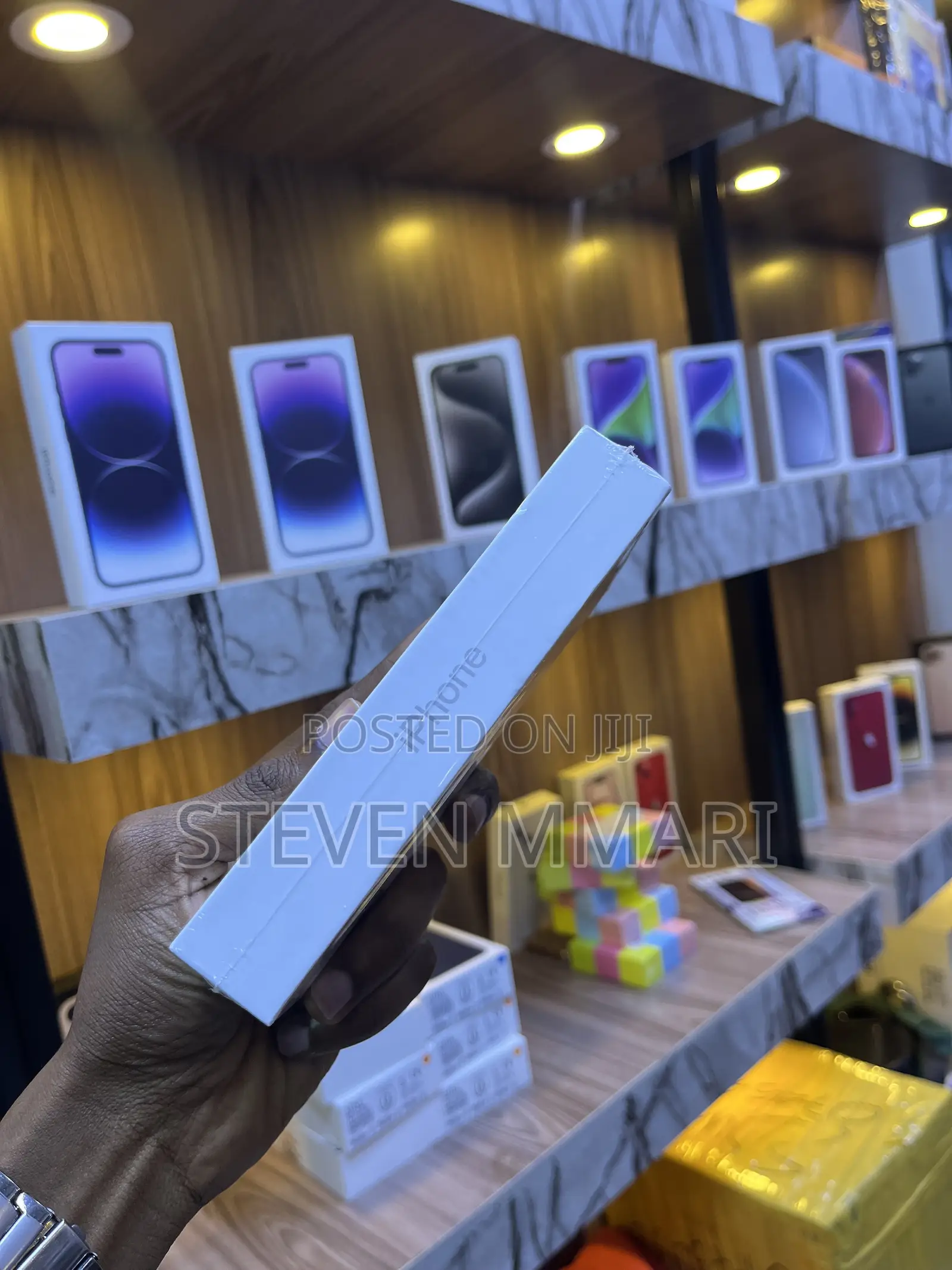 New Apple iPhone 13 256 GB White