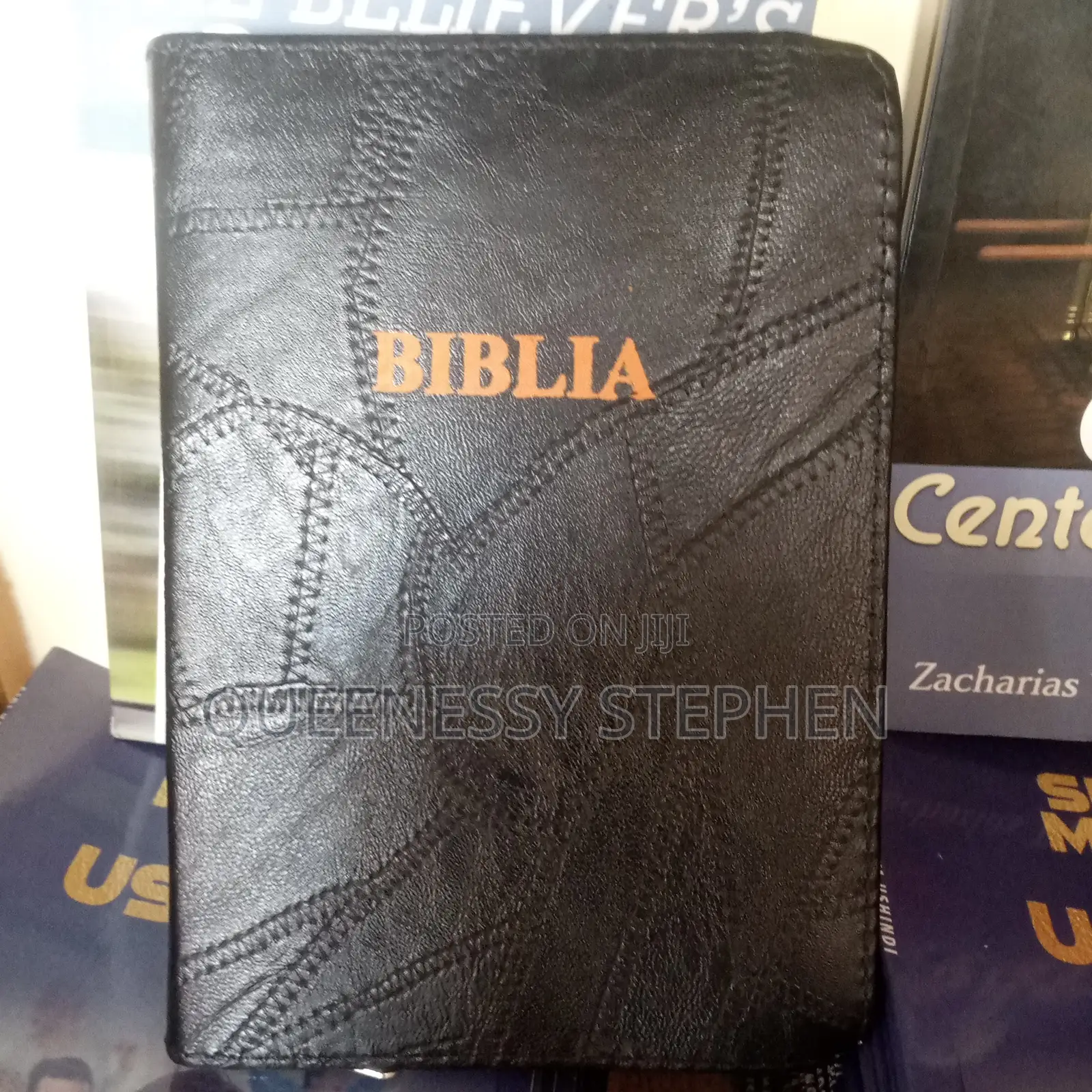 Biblia Ya Maandiko Matakatifu Zenye Cover