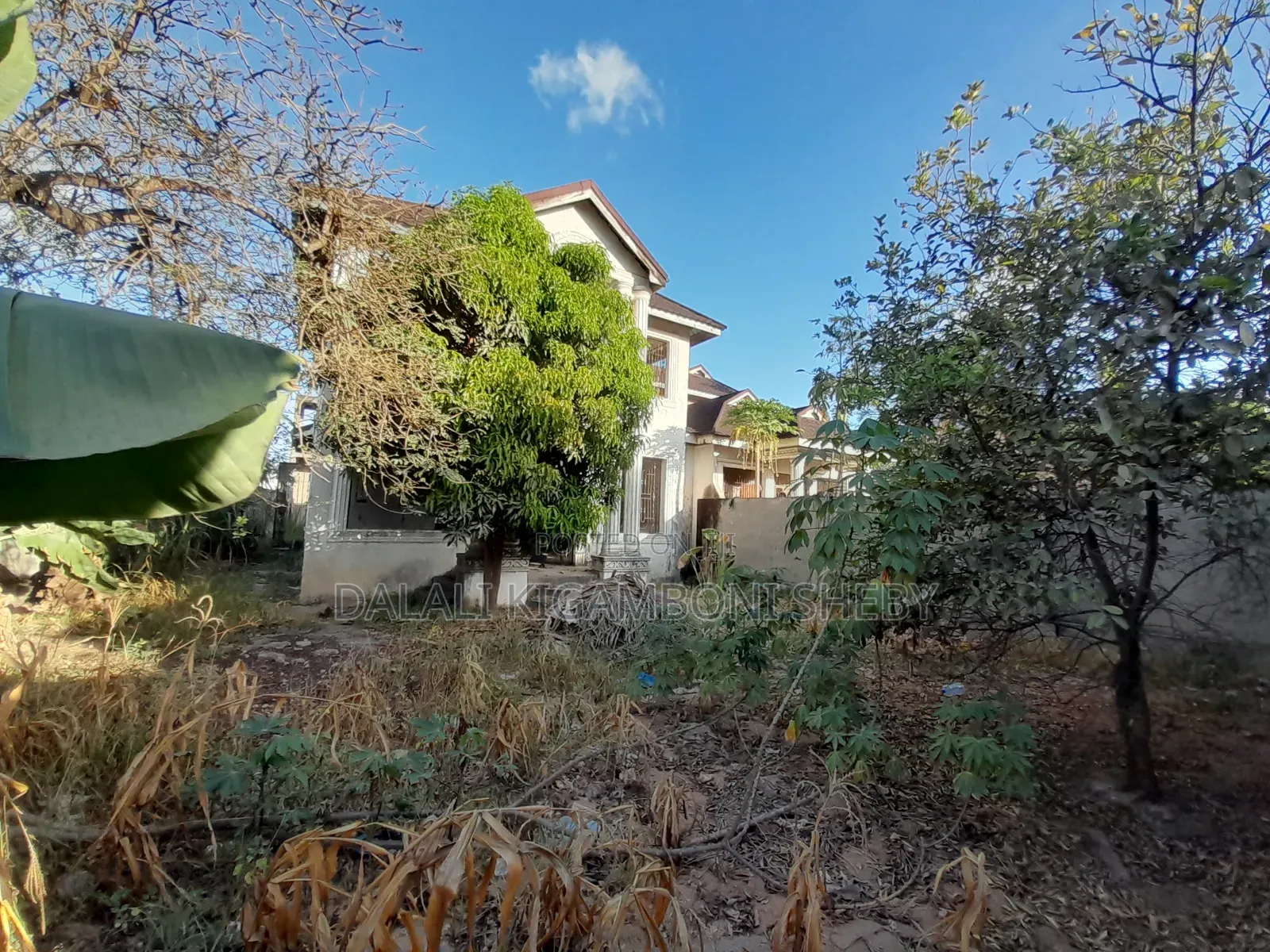 6bdrm Apartment in Kigamboni Kibada for sale