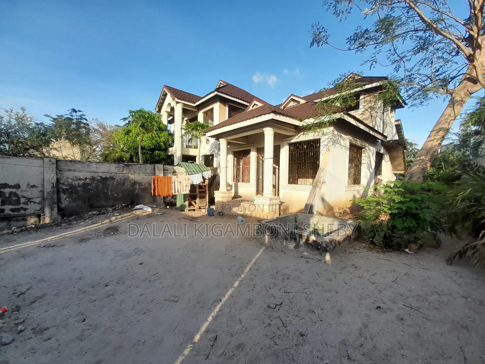 6bdrm Apartment in Kigamboni Kibada for sale