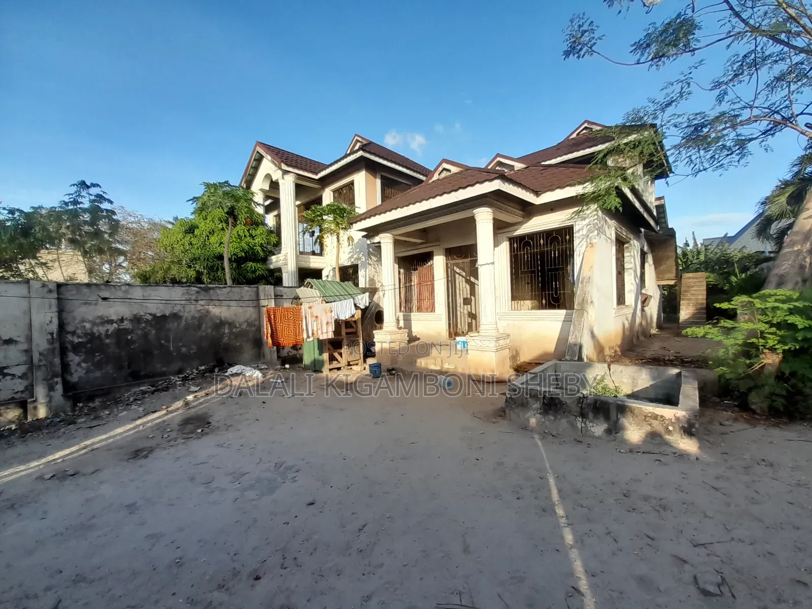 6bdrm Apartment in Kigamboni Kibada for sale