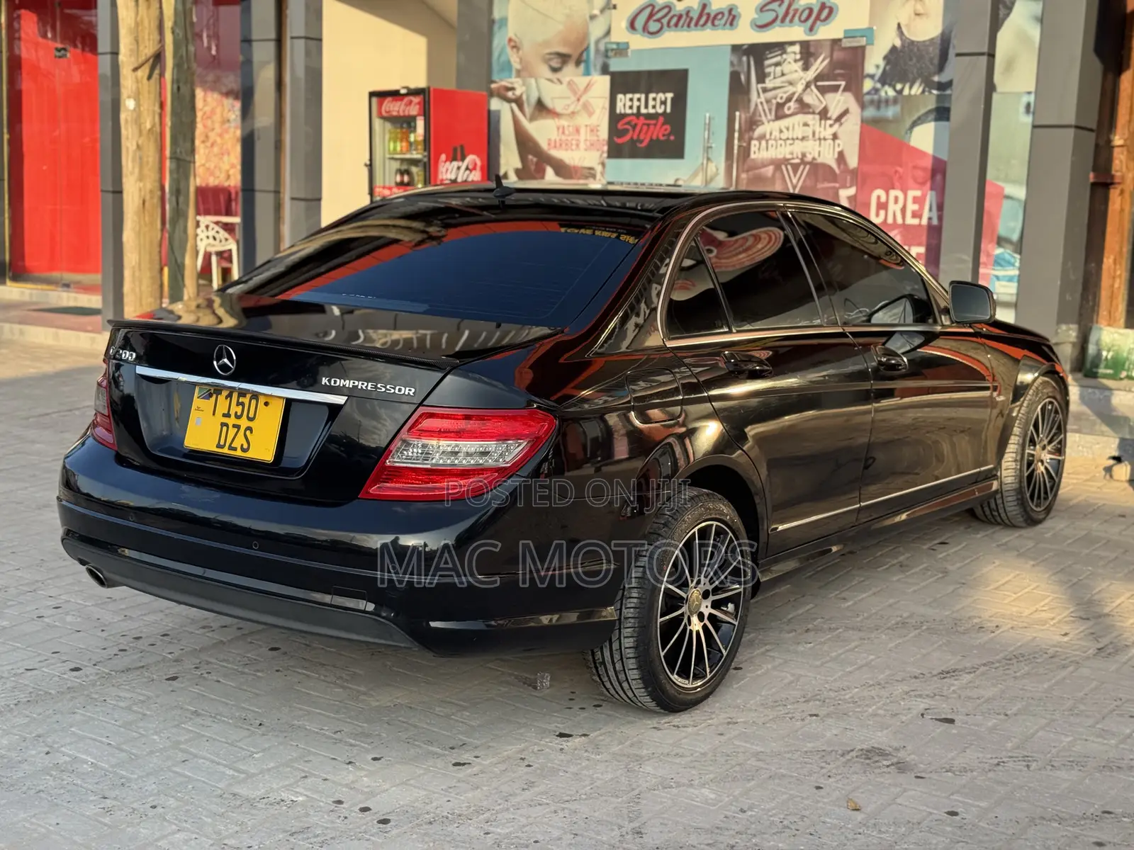 Mercedes-Benz C200 2009 Black